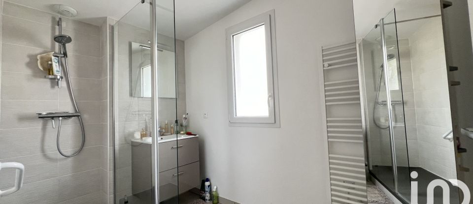 Appartement 4 pièces de 88 m² à La Rochelle (17000)