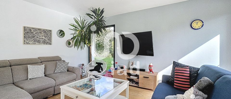 Maison 5 pièces de 135 m² à Baden (56870)