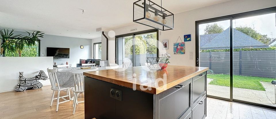 Maison 5 pièces de 135 m² à Baden (56870)