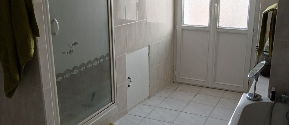 Maison 6 pièces de 174 m² à Pruniers (36120)