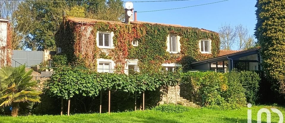 Maison 6 pièces de 140 m² à Lys-Haut-Layon (49310)