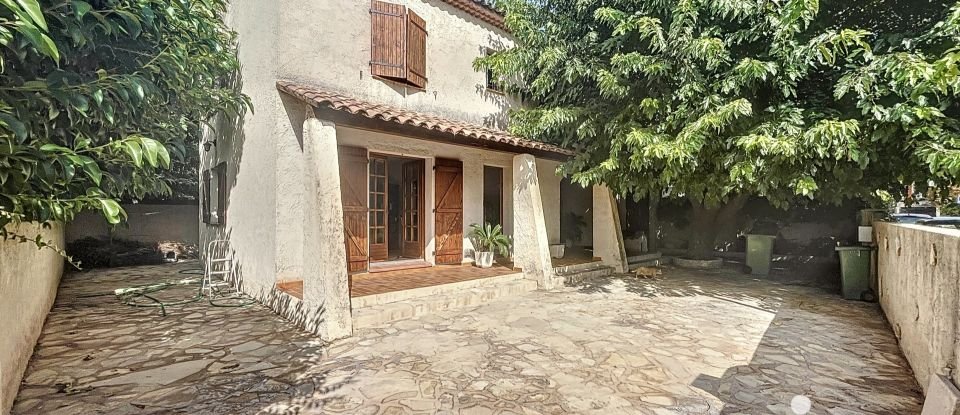 Maison traditionnelle 4 pièces de 142 m² à Aix-en-Provence (13100)