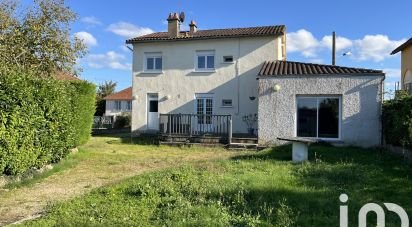 Maison de ville 5 pièces de 126 m² à Lussac-les-Châteaux (86320)