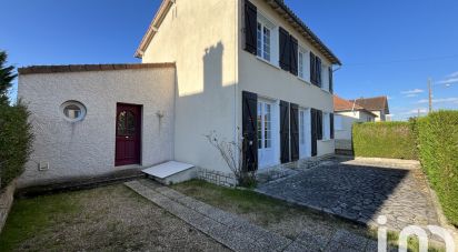 Maison de ville 5 pièces de 126 m² à Lussac-les-Châteaux (86320)