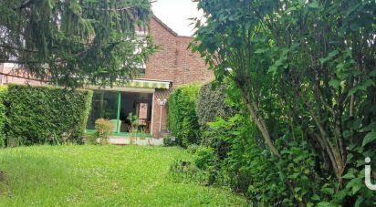 House 5 rooms of 97 m² in Montigny-le-Bretonneux (78180)