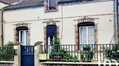 House 6 rooms of 99 m² in Troyes (10000)