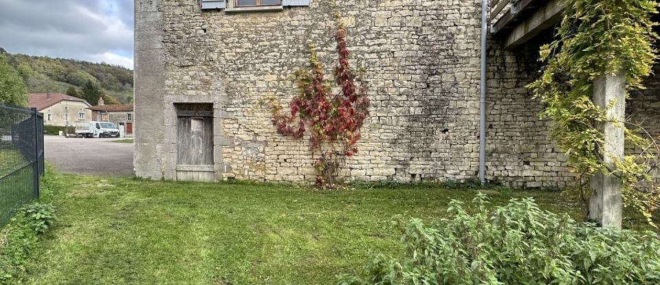 Maison traditionnelle 10 pièces de 270 m² à Crainvilliers (88140)