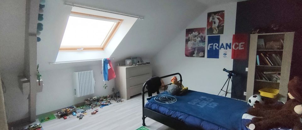 Maison 5 pièces de 194 m² à Fougères (35300)