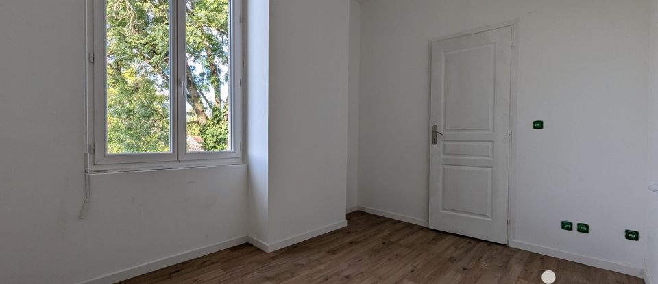 Apartment 3 rooms of 60 m² in Saint-Louis-de-Montferrand (33440)