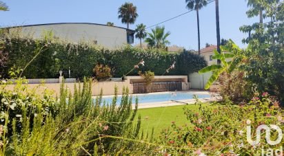 Maison 8 pièces de 250 m² à Hyères (83400)