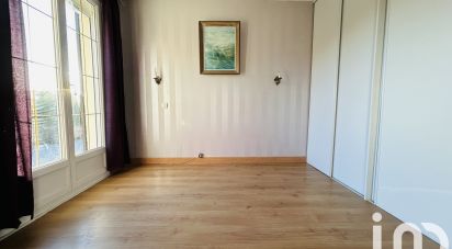 House 4 rooms of 96 m² in Pasly (02200)