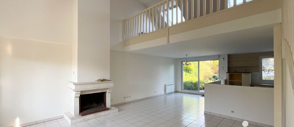 Maison 7 pièces de 160 m² à Vernouillet (78540)