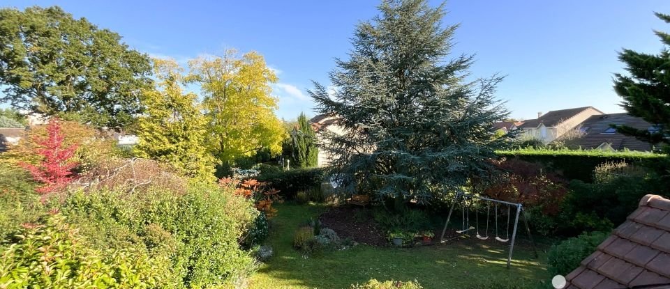 Maison 7 pièces de 160 m² à Vernouillet (78540)