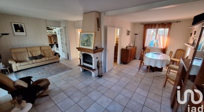 Traditional house 5 rooms of 120 m² in Le Chesnay (78150)