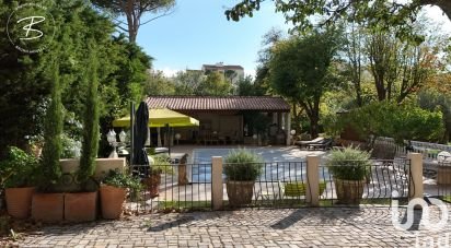 Traditional house 8 rooms of 450 m² in Toulon (83100)