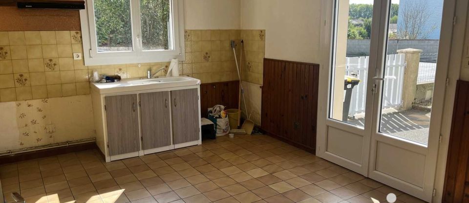 Maison 5 pièces de 110 m² à Mazières-en-Gâtine (79310)