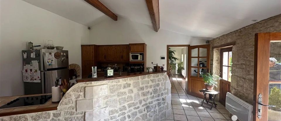 Longere 6 rooms of 180 m² in Gaillan-en-Médoc (33340)