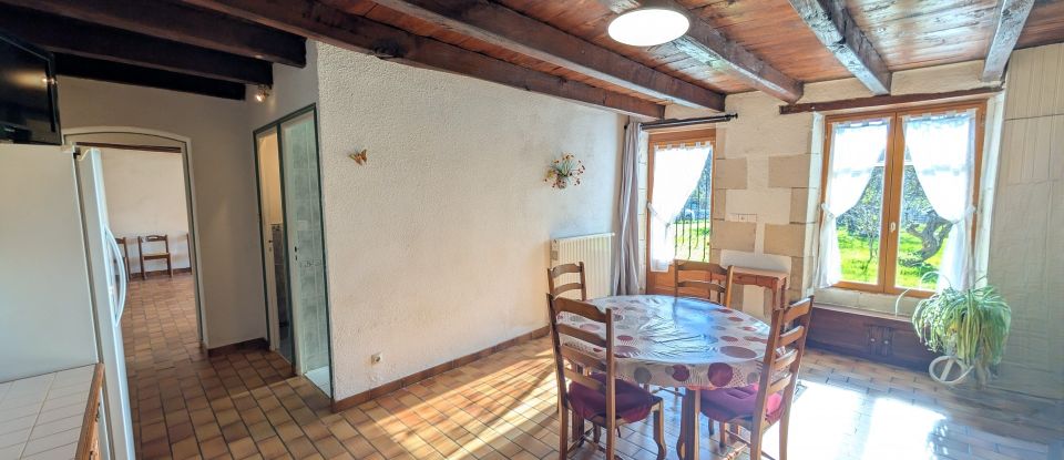 Longere 5 rooms of 115 m² in Persac (86320)