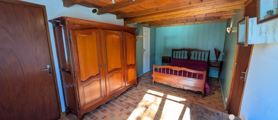 Longere 5 rooms of 115 m² in Persac (86320)