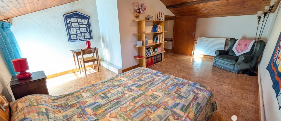 Longere 5 rooms of 115 m² in Persac (86320)