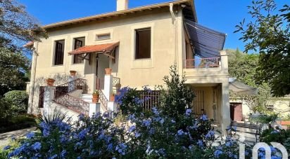 House 7 rooms of 176 m² in Saint-Laurent-du-Var (06700)