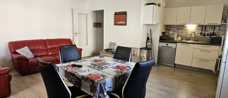 Apartment 4 rooms of 84 m² in Saint-Malo (35400)