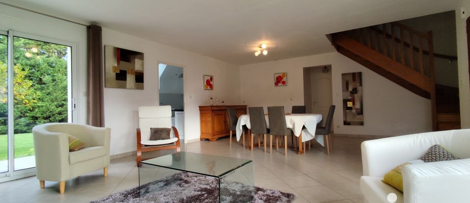 Maison 6 pièces de 122 m² à Saint-Nicolas-de-Redon (44460)