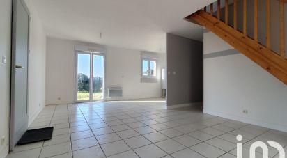 Maison 5 pièces de 75 m² à Sainte-Marie (35600)