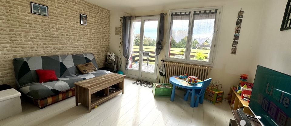 House 5 rooms of 72 m² in Saint-Bouize (18300)