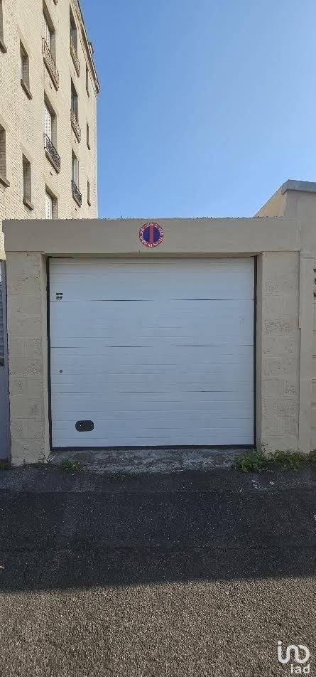 Parking/garage/box de 12 m² à Maisons-Alfort (94700)