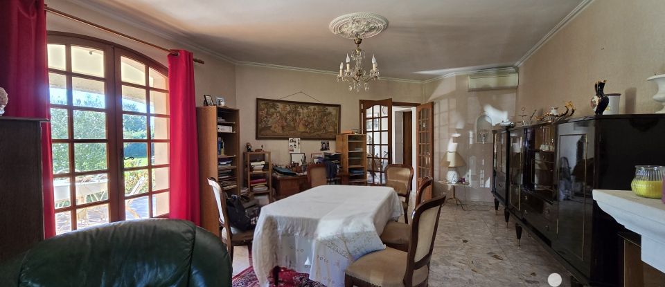 Traditional house 6 rooms of 147 m² in Castelsarrasin (82100)