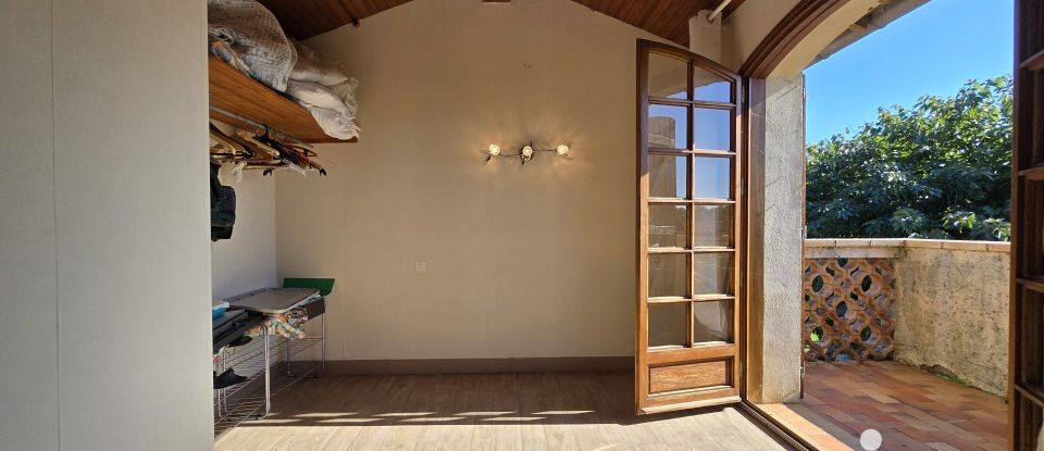 Traditional house 6 rooms of 147 m² in Castelsarrasin (82100)