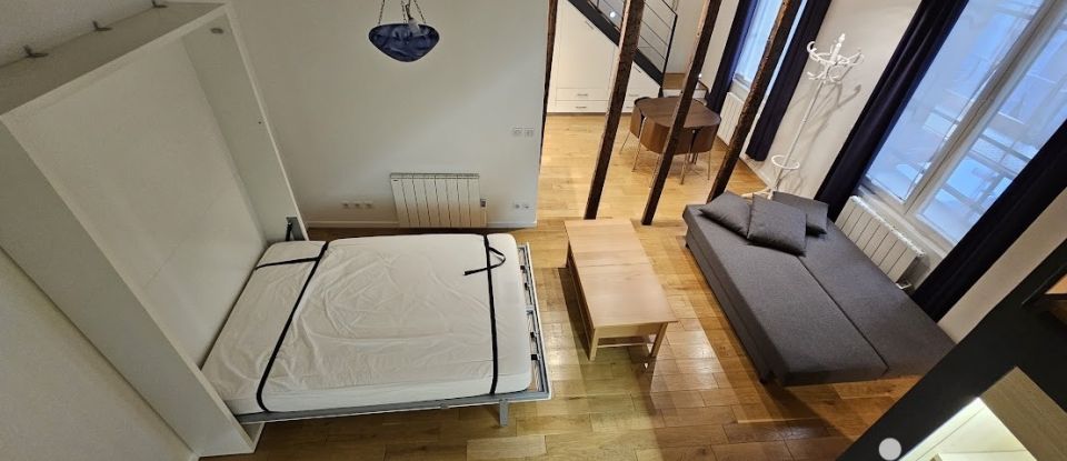 Studio 1 room of 57 m² in Paris (75001)