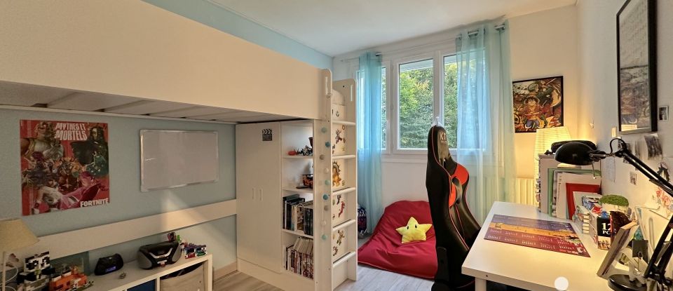 Appartement 5 pièces de 86 m² à Senlis (60300)