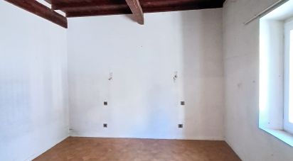 Maison 3 pièces de 53 m² à Villemolaque (66300)