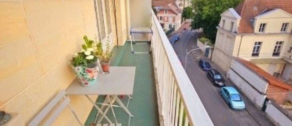 Appartement 3 pièces de 73 m² à Créteil (94000)