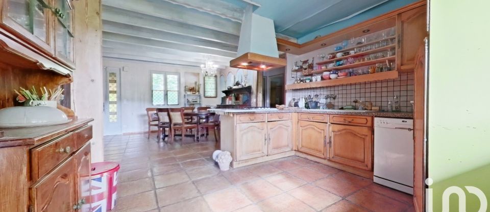 Traditional house 5 rooms of 197 m² in Nanchez (39150)