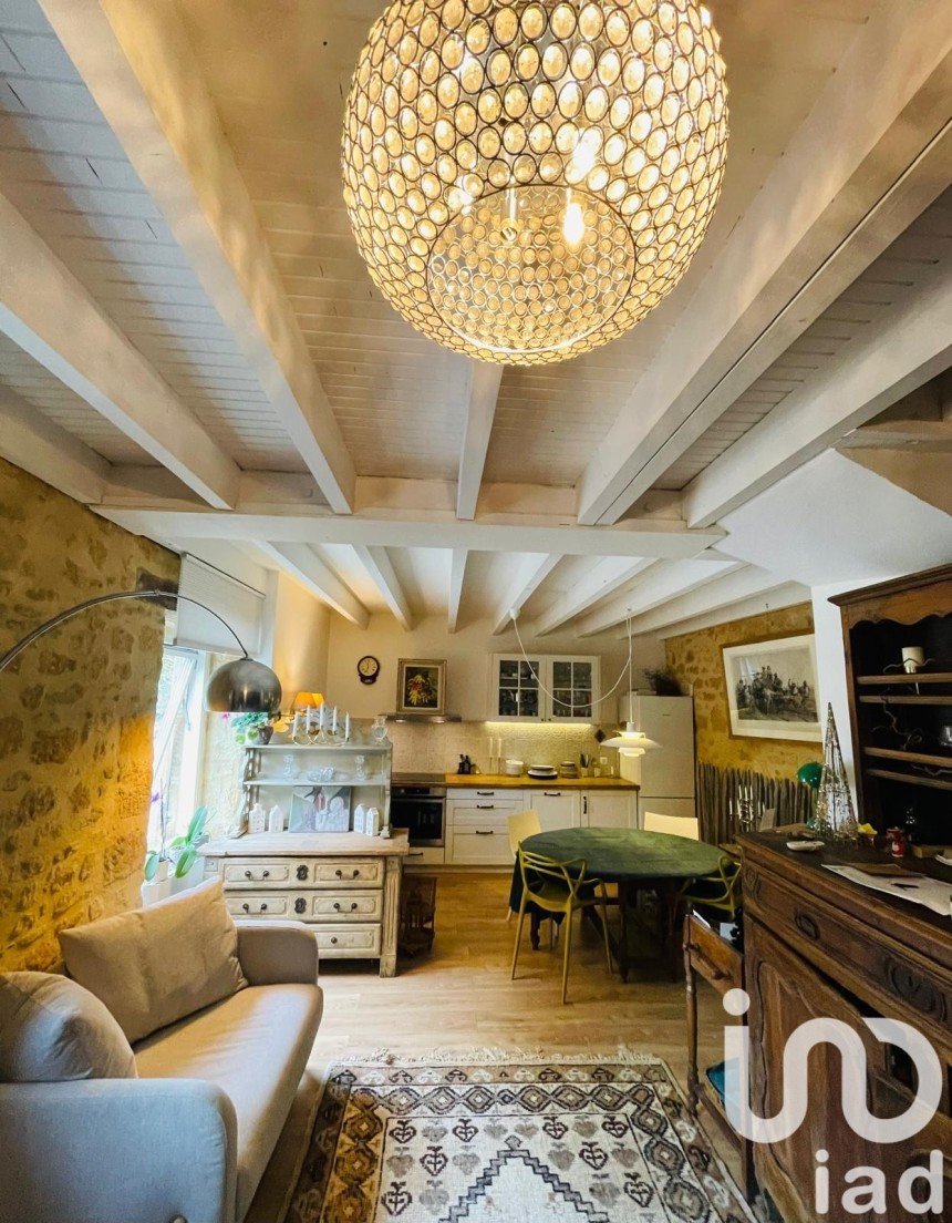 Maison 3 pièces de 64 m² à Sarlat-la-Canéda (24200)