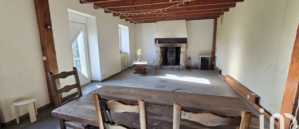 House 7 rooms of 130 m² in Lanmérin (22300)