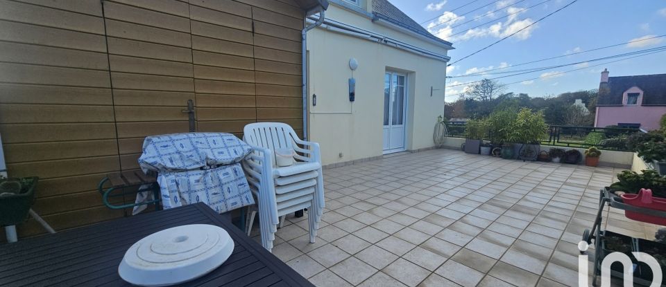 Maison 6 pièces de 130 m² à Douarnenez (29100)