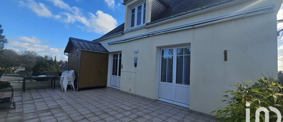 Maison 6 pièces de 130 m² à Douarnenez (29100)