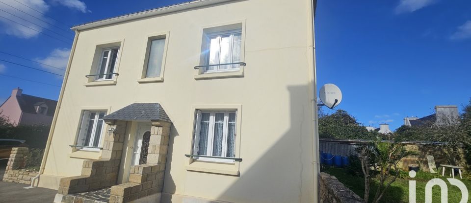 Maison 6 pièces de 130 m² à Douarnenez (29100)