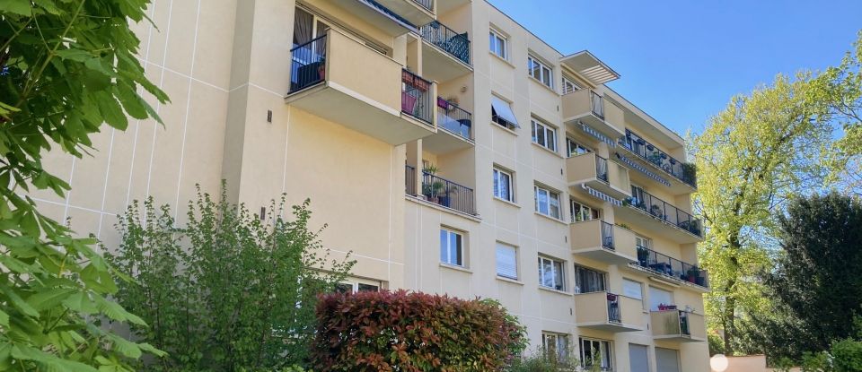 Appartement 2 pièces de 51 m² à Saint-Maur-des-Fossés (94100)