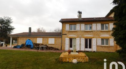 Maison traditionnelle 4 pièces de 111 m² à Bagnols (69620)