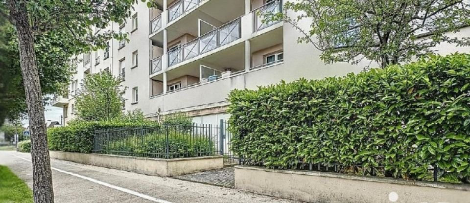 Appartement 3 pièces de 66 m² à Dammarie-les-Lys (77190)