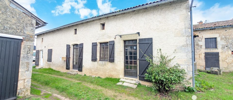 Maison de village 5 pièces de 180 m² à Valdivienne (86300)