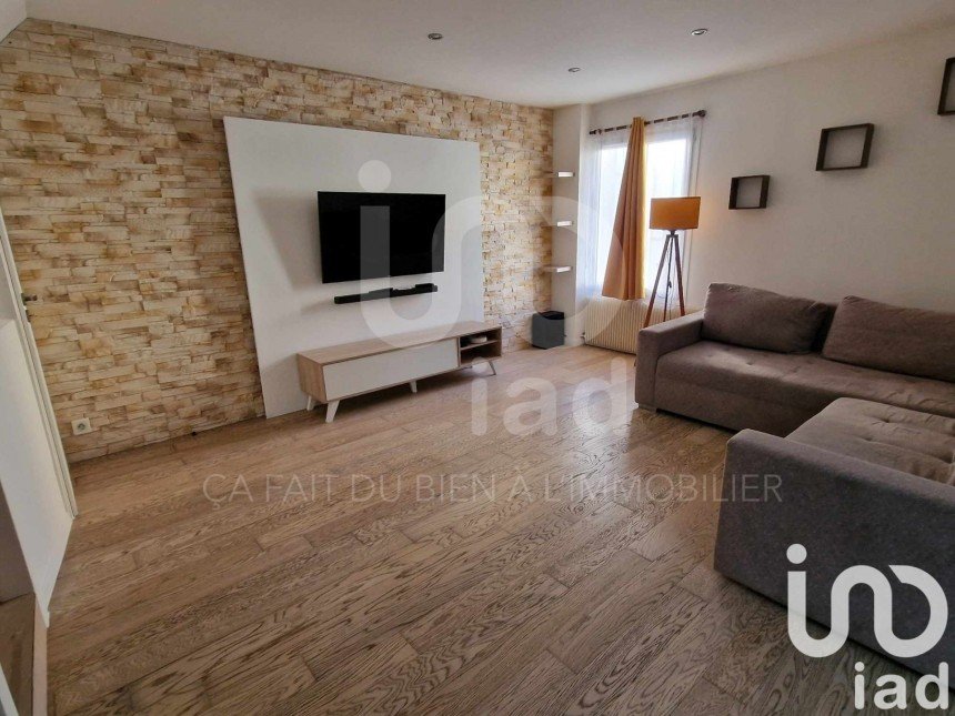 Town house 3 rooms of 61 m² in Champs-sur-Marne (77420)