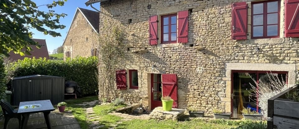 Maison 7 pièces de 177 m² à Éguilly (21320)