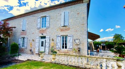 Country house 11 rooms of 312 m² in Aiguillon (47190)