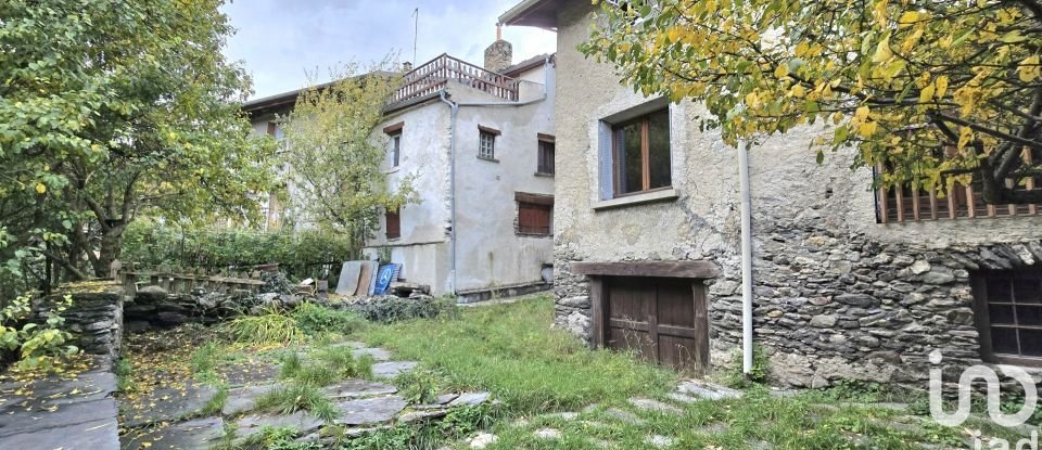 Village house 7 rooms of 170 m² in Villarodin-Bourget (73500)